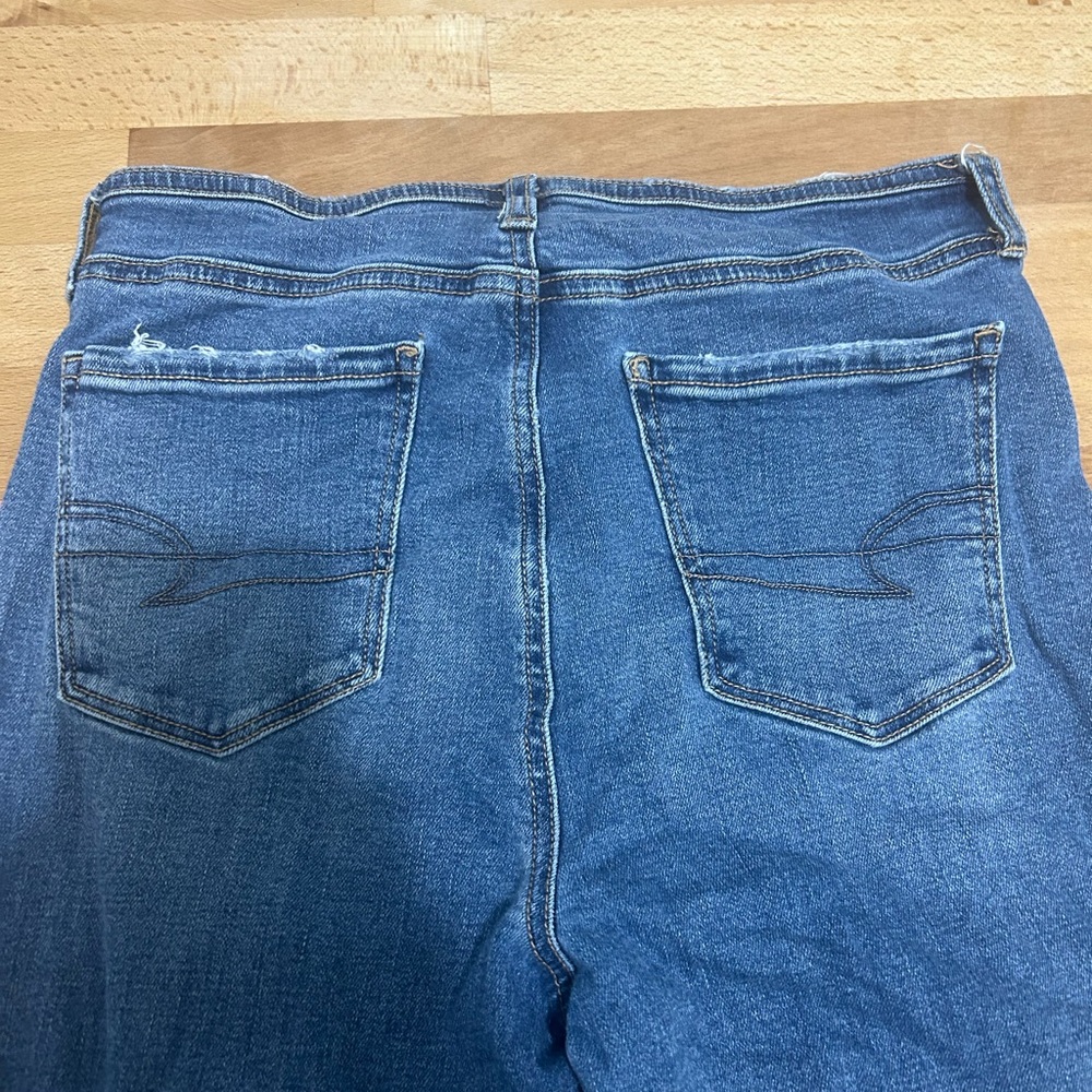 American Eagle Outfitters Blue Denim Jeans - Picture 2 of 6